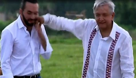 Video Amlo Golpea En La Barbilla Al Presidente De El Salvador