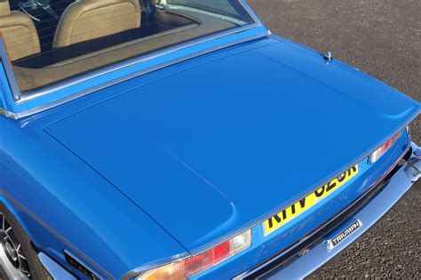 Lot 20 1977 Triumph Stag
