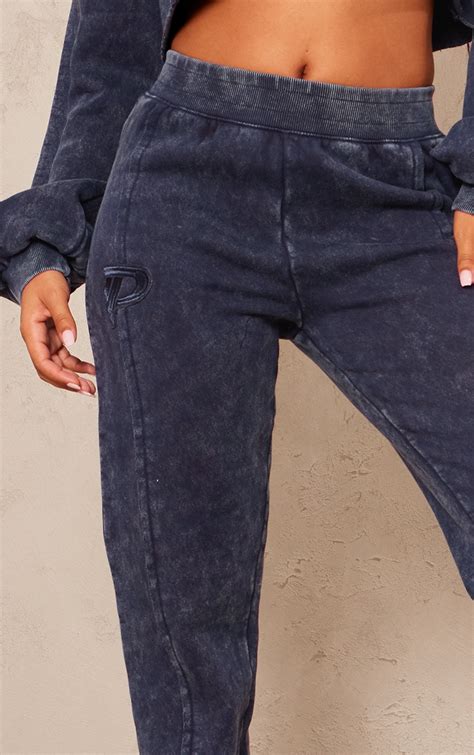Petite Indigo Acid Wash Seam Detail Cuffed Joggers Petite