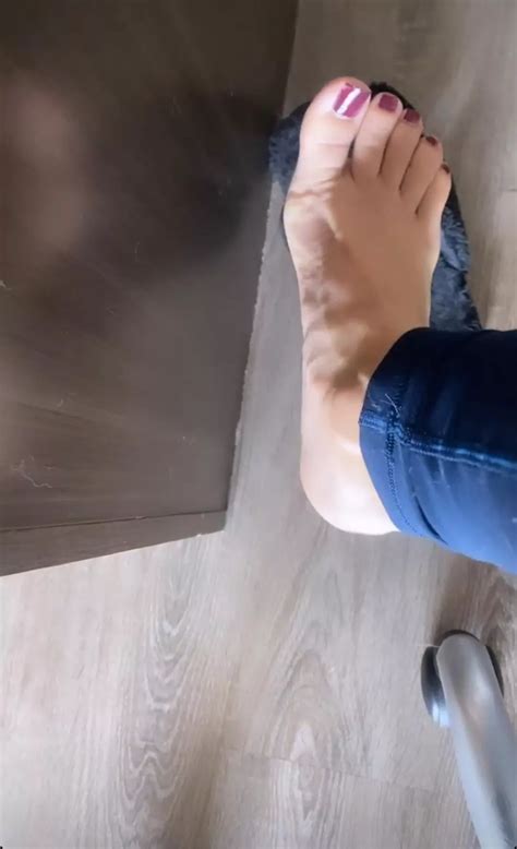 Freshly Painted Nudes Feetish Nude Pics Org