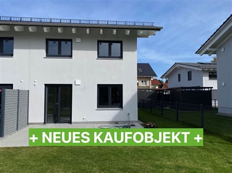 NEUES KAUFOBJEKT Energieeffiziente DHH auf tollem Westgrundstück in