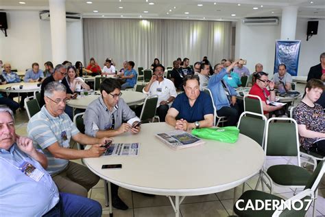 Caderno Dia De Palestras Movimentou O Congresso Da Adjori Rs