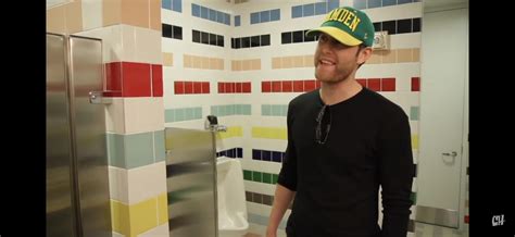 This Guy Threatens To Kick Your Ass Outside Of The Bathroom Wyd R Jakeandamir