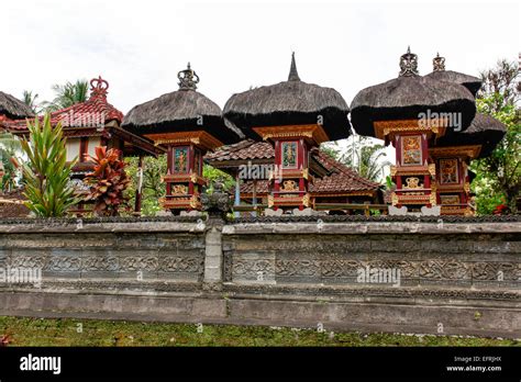 Bali traditional house hi-res stock photography and images - Alamy