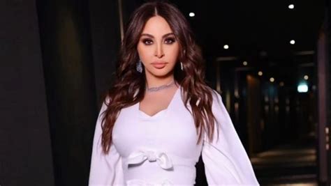 إليسا تكشف أسباب تأجيل طرح ألبومها الجديد