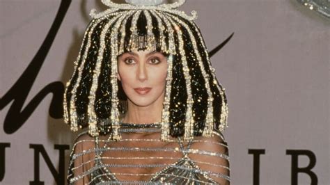 Remember When Cher Dressed As Cleopatra For Halloween In 1988