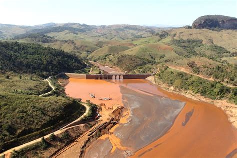 Brazil After Deadline Closes Families Affected By The Fund O Dam