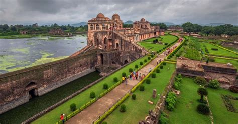 Mandu India Places To Visit And How To Reach