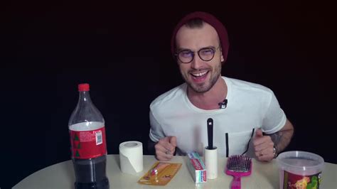 Суки, ненавижу вас video clip by SNAILKICK