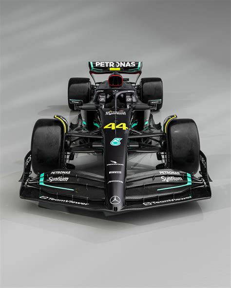 F Mercedes W Vuelve El Negro Y Se Mantiene La Minimizaci N