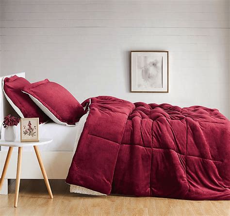 Pebblecreek Crimson Red Twin Comforter Set Rooms To Go