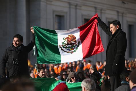 What Do The Colors Of The Mexican Flag Mean Synonym