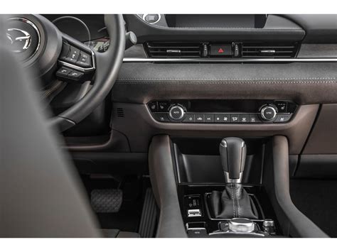 2021 Mazda Mazda6: 305 Interior Photos | U.S. News