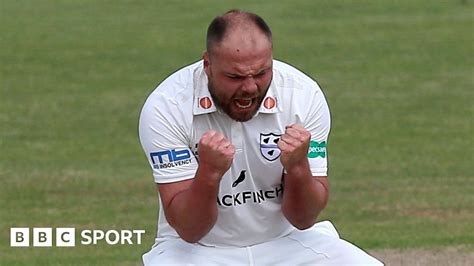 County Championship Joe Leach Among Wickets As Worcestershire Start Well Against Durham Bbc Sport