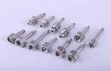 Stainless Steel 316 DIN 477 Female Cylinder Connector With Gasket Cga