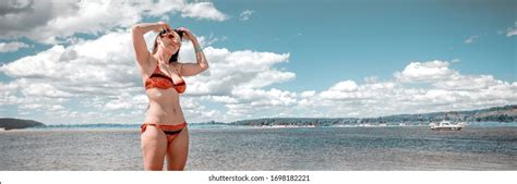 1 921 Sexy Mature Woman Bikini Stock Photos Images Photography Shutterstock