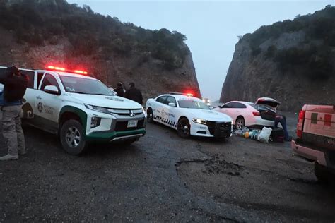 SE MANTIENEN ABIERTOS TRAMOS CARRETEROS DE LOS PUERTOS SAN LUIS Y