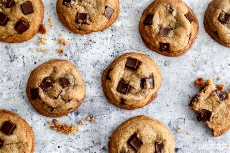 Salted Chocolate Chunk Cookies Bakeologie