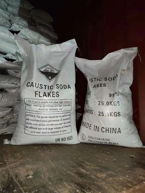 Stock Available High Quality 25kg Caustic Soda Sodium Hydroxide Flake