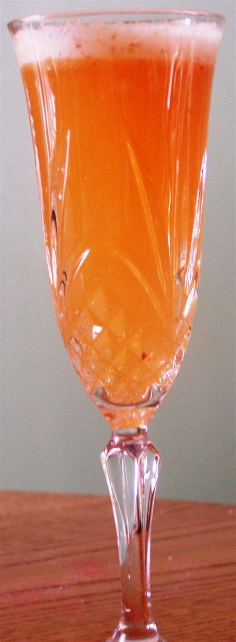 Bellini | Cocktail Ways