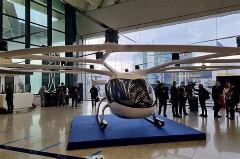 Ecco Volocopter il taxi volante che dal 2024 collegherà laeroporto di