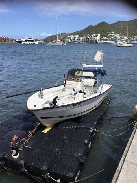 2004 Cape Craft 16 Foot Center Console Boat Motorboats Sint Maarten