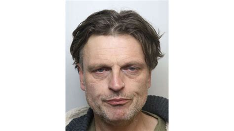 Police Appeal To Find Wanted Man Who Has Links To Towcester Mkfm 106 3fm Radio Made In