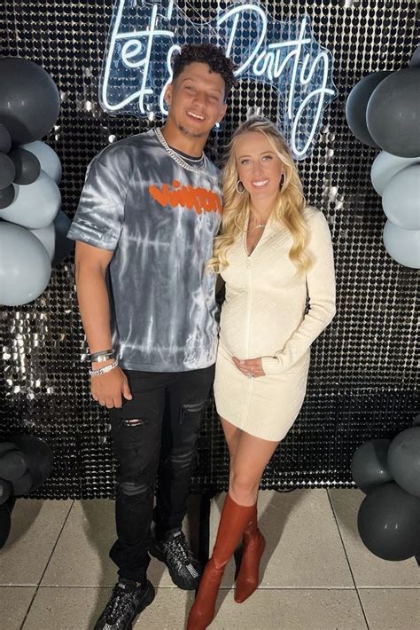 Patrick Mahomes celebrates birthday with wife Brittany Matthews