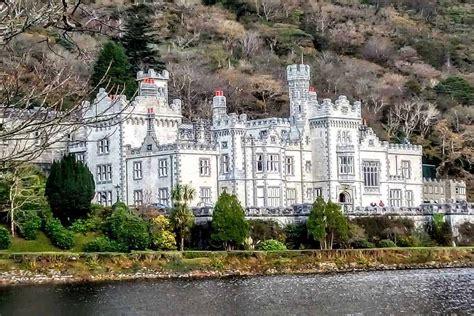 Iconic Kylemore Abbey How To Visit It In Ireland