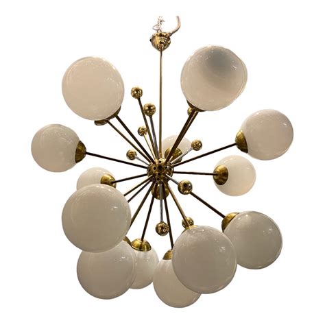 Lampadario Starburst Sputnik Grande In Ottone E Vetro Opalino A 16 Luci