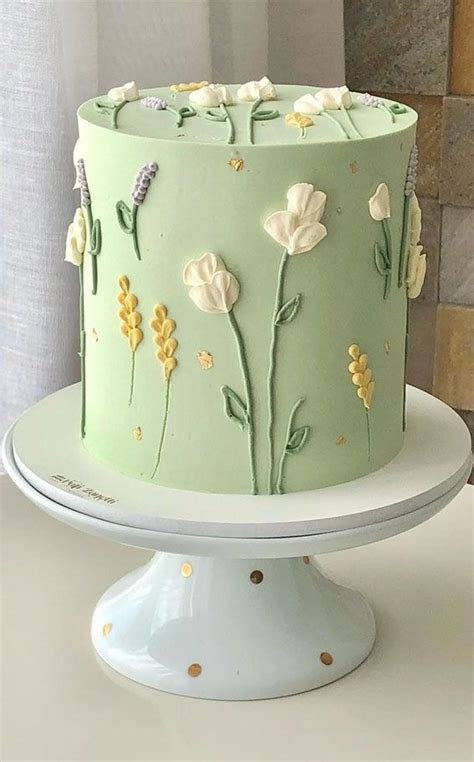 43 Cute Buttercream Flower Cake Ideas White Flower Mint Green