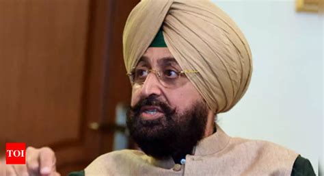 Punjab Aap Mlas Continue To Threaten Senior Officials But Cm Bhagwant Mann Silent Says Partap