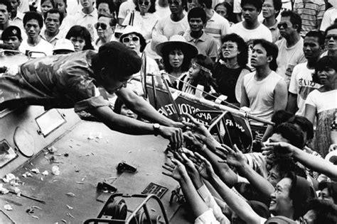 Edsa Revolution : Why We Should Never Forget Edsa Revolution Of 1986 ...