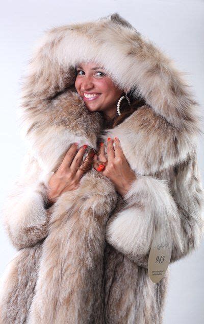 137 Best Images About Fur On Pinterest Coats Woman Clothing And Coyotes