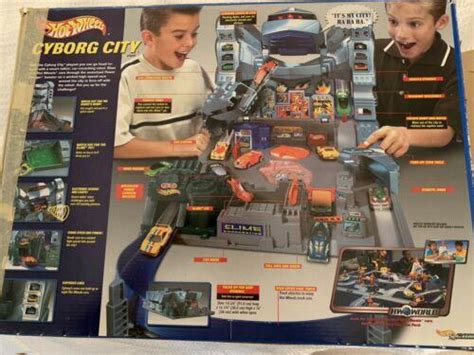 Hot Wheels Cyborg City Racetrack Vintage In Original Box