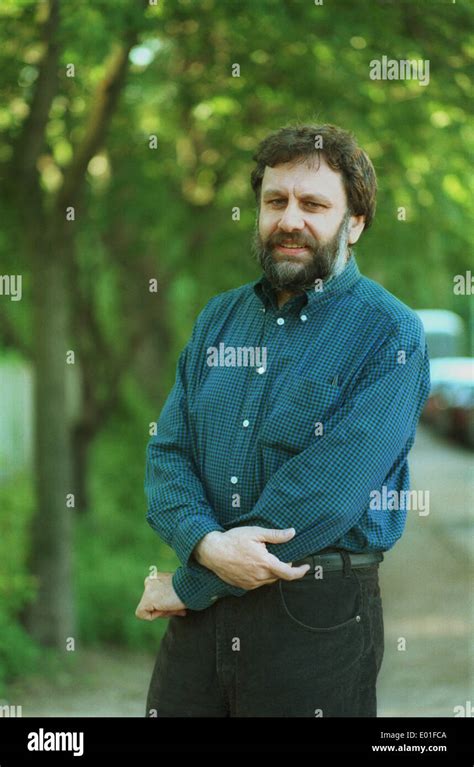 Slavoj Zizek Hi Res Stock Photography And Images Alamy