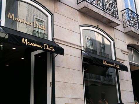 MASSIMO DUTTI The big fashion brands are also in Portugal Shop Facade ...