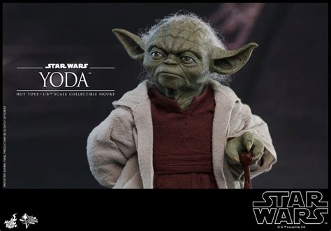 Hot Toys Sw Ep Th Scale Yoda Collectible Figure