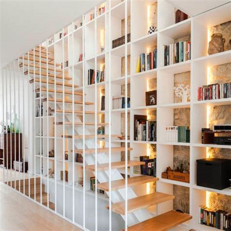 9 IDEAS FANTÁSTICAS para aprovechar espacio bajo la ESCALERA