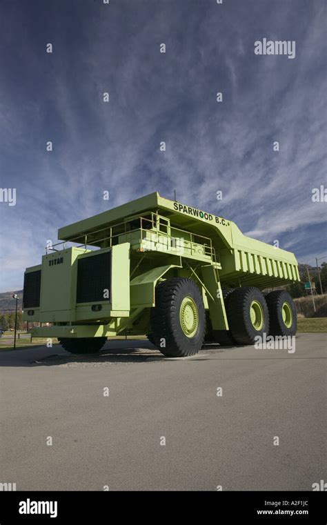 Largest Truck In The World 2022