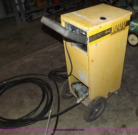 Handy 1000 Industrial Pressure Washer In Garden City Ks Item J9099 Sold Purple Wave