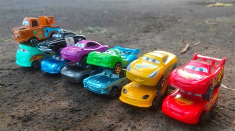 Mencari Mainan Disney Cars Lighting McQueen Mobil Balap Tow Meter