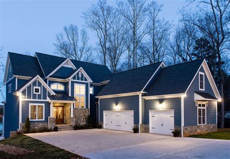 How to Choose the Perfect Siding Styles for Your Home