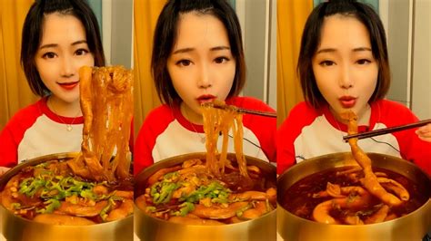 Cute Girl Eating Food So Yummy Mukbang Asmr Ep420 可爱的女孩吃食物如此美味