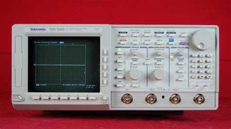 TDS520B Tektronix Alltest Instruments