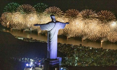 R Veillon De Copacabana Ter Zeca Pagodinho Alexandre Pires Iza