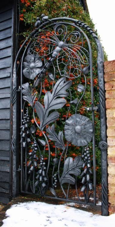 22 Beautiful Garden Gate Ideas To Reflect Style Architecture Design