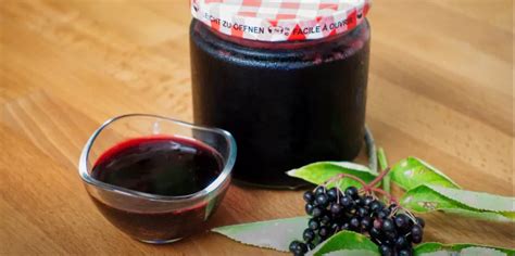 How to Make a Lovely Elderberry Jelly Recipe?