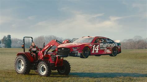 Mahindra Tractors Who S Tougher Tony Stewart Chase Briscoe