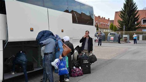 EU Türkei Pakt Erste Flüchtlinge kommen nach Friedland